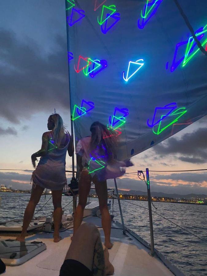 מלון Premiá de Mar Salidas En Barco מראה חיצוני תמונה